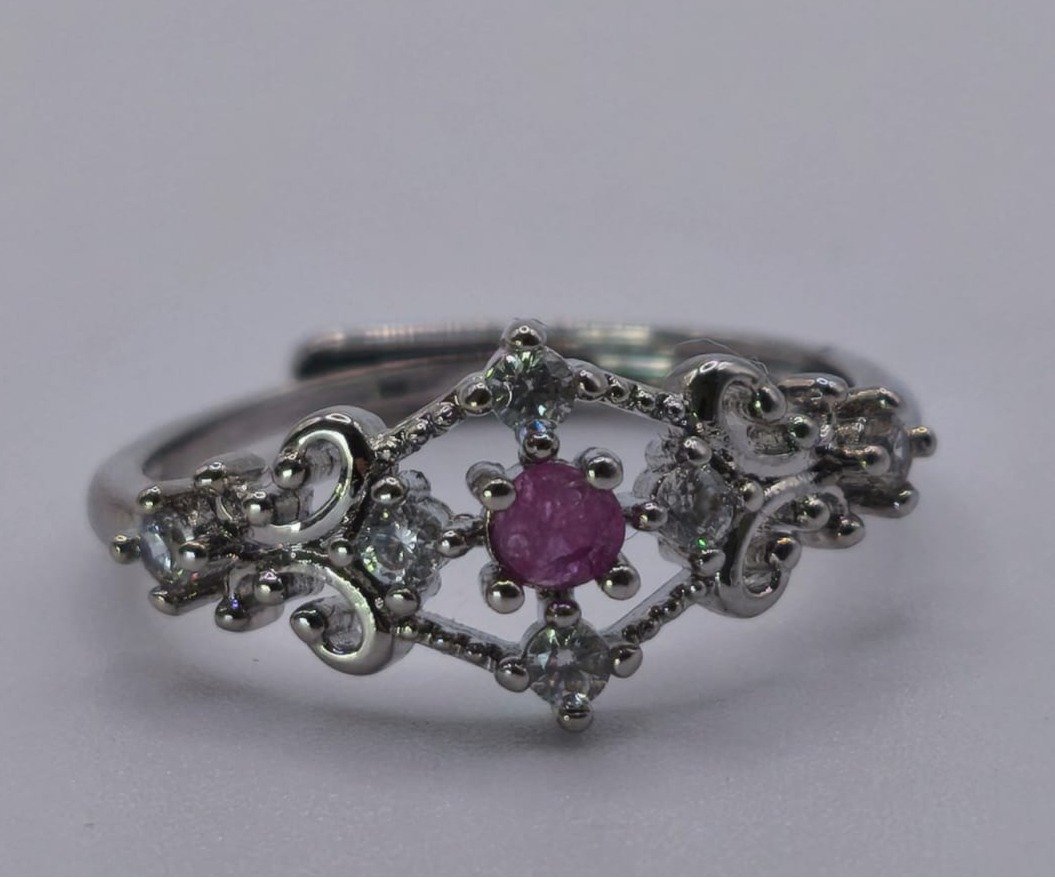 Anillo Granate Marquise