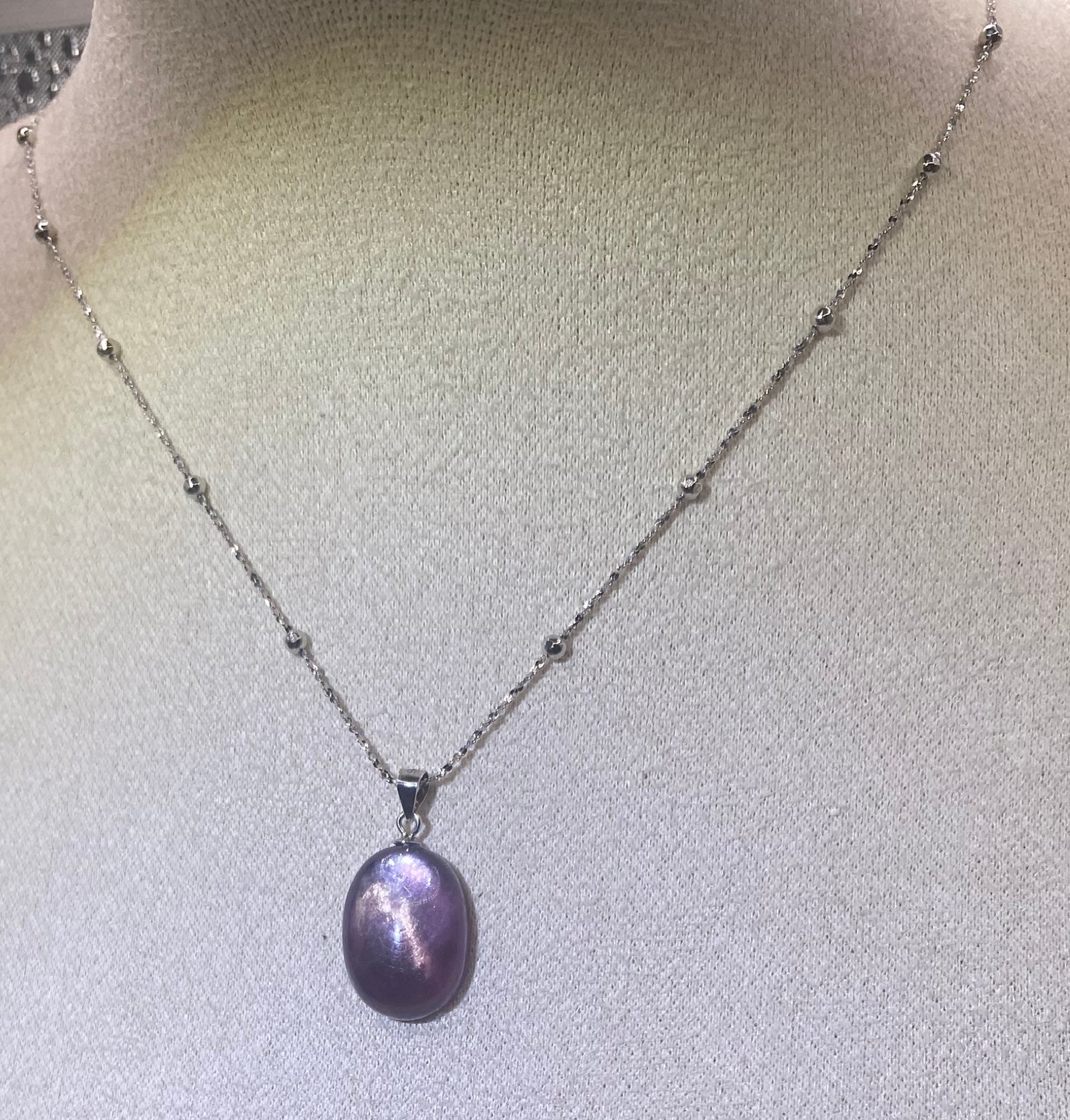 Collar Mica morada en plata 925