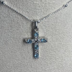 Collar Cruz Azur Plata con Topacio Azul