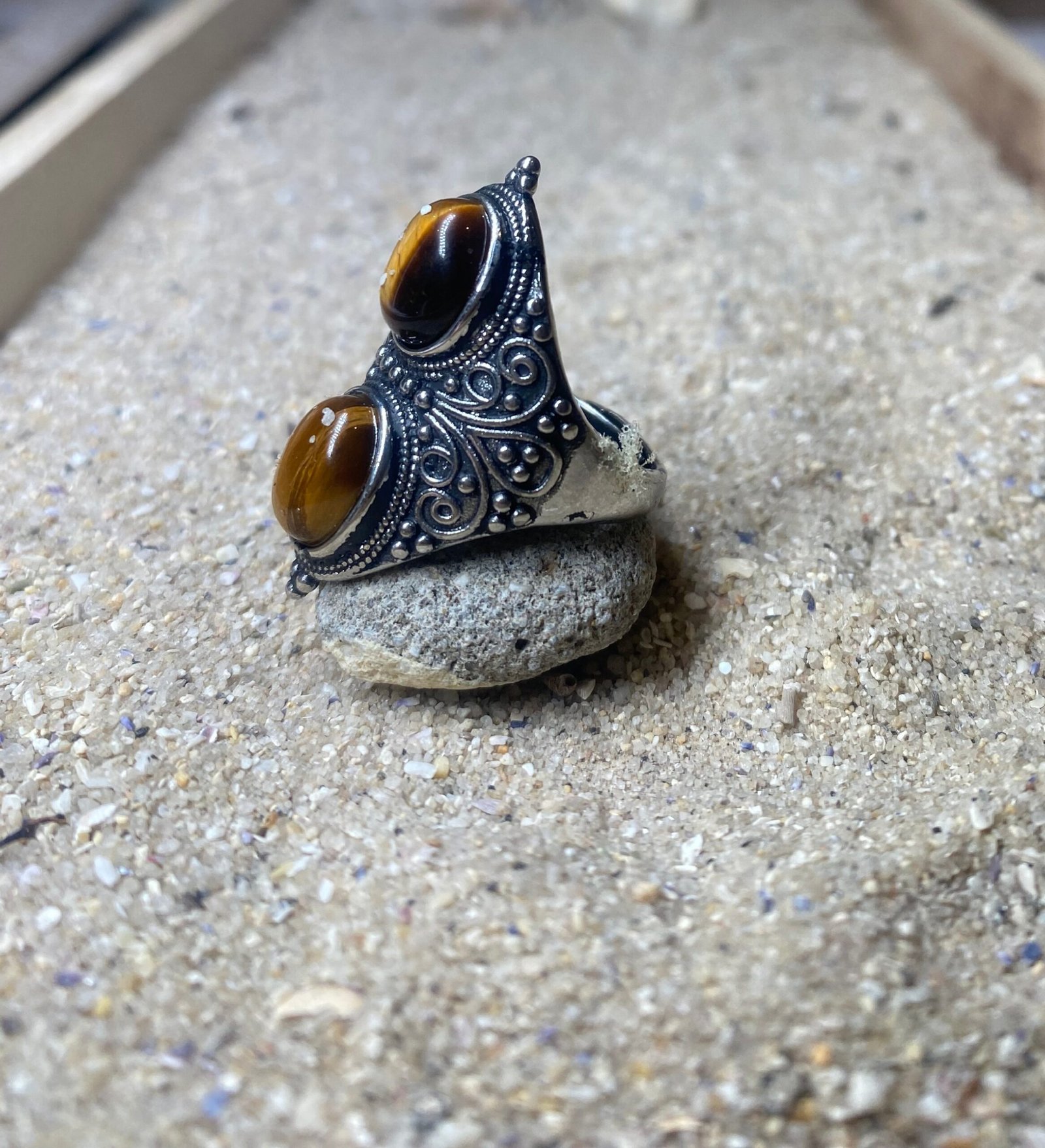 Anillo Ojo Tigre dorado doble - Imagen 2