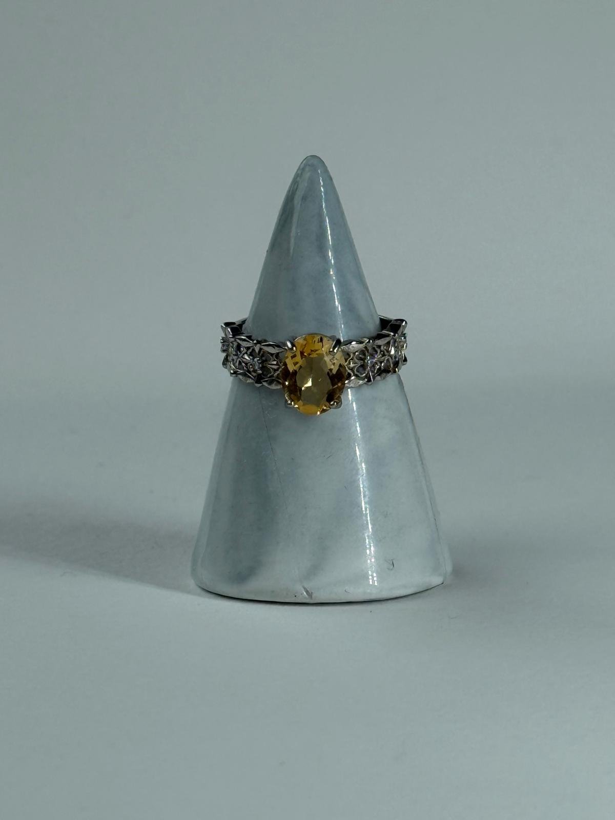 Anillo "Majestic Amber" – Citrino Oval y Filigrana en plata