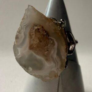 Anillo "Geoda Lunar" – Plata de Ley 925 y Ágata Drusa Natural